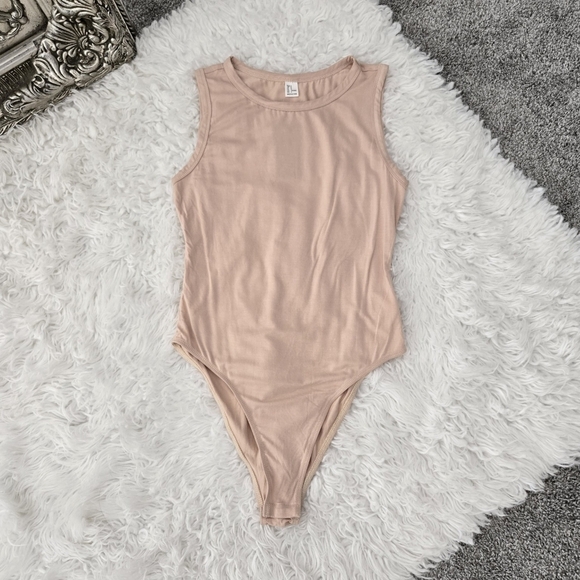 Milumia Sleeveless Bodysuit Size Small. NewC1 - Picture 1 of 6